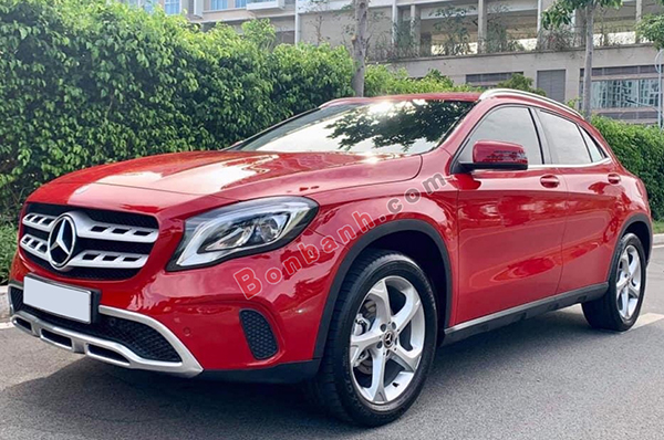 Đầu xe Mercedes Benz GLA Class