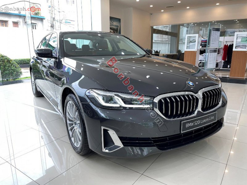 BMW 520i Luxury 2023