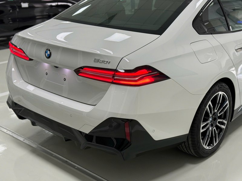 Đuôi xe BMW 5 Series 2026