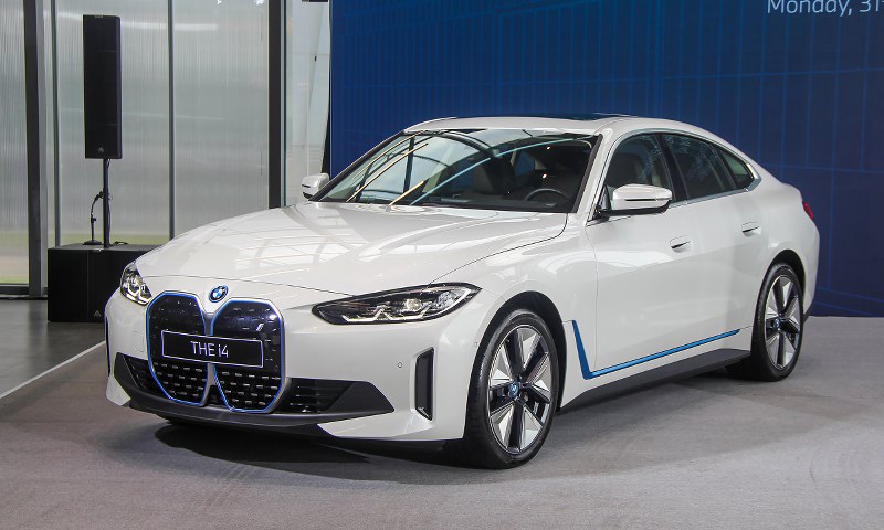 BMW i4 2024