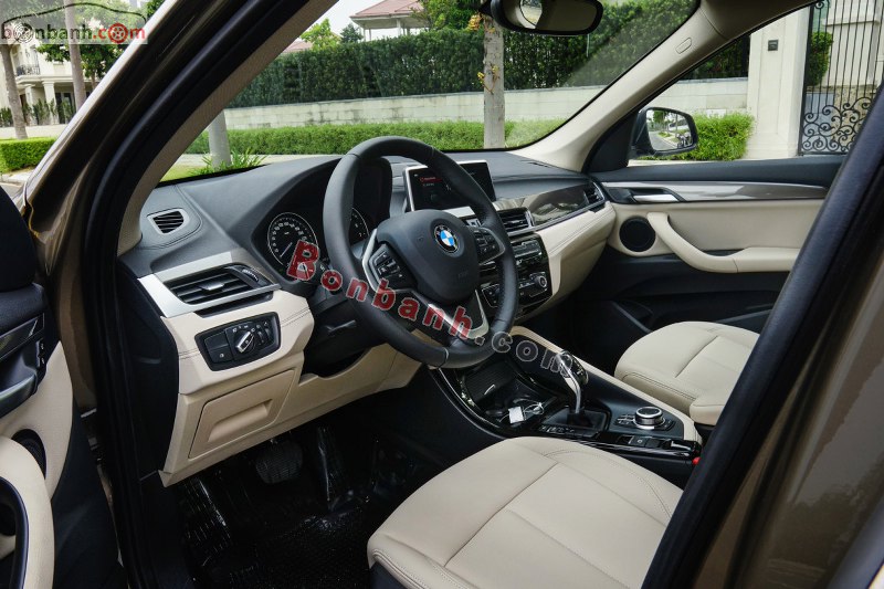 Nội thất BMW X1 2022