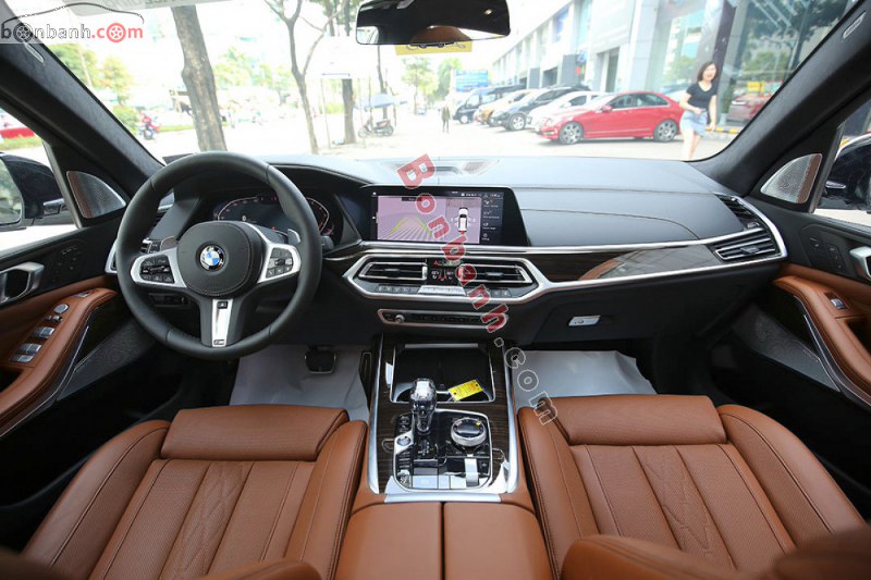 Khoang lái BMW X7 2023