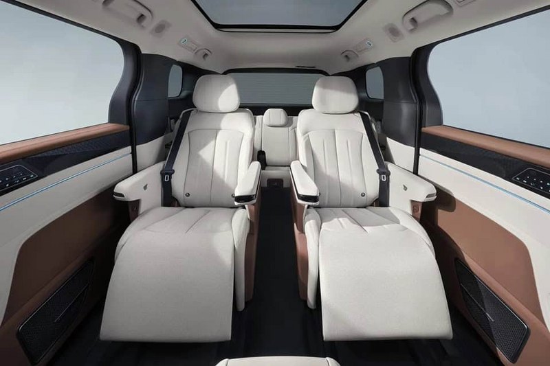 Ghế ngồi BYD M9 2025