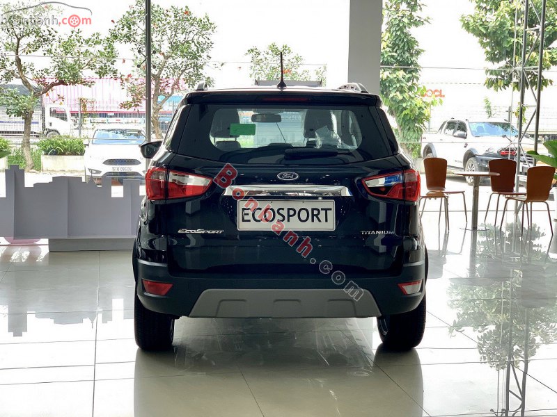 Phía sau xe Ford EcoSport 2021