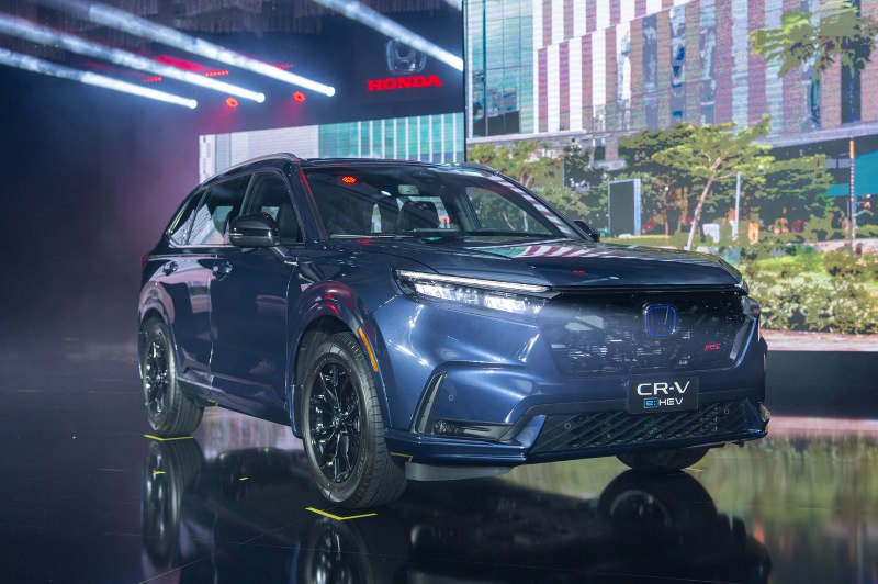Giá xe Honda CR-V 2023: Giá lăn bánh, Thông số và Ưu đãi mới nhất