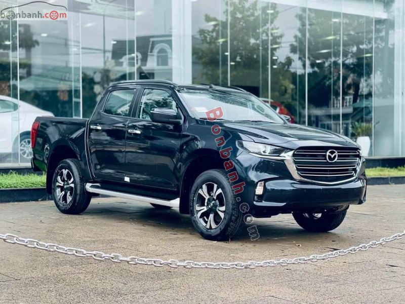 Mazda BT50 2024 thế hệ mới nhất