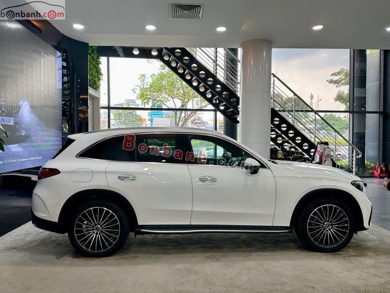 Thân xe Mercedes-Benz GLC 2025