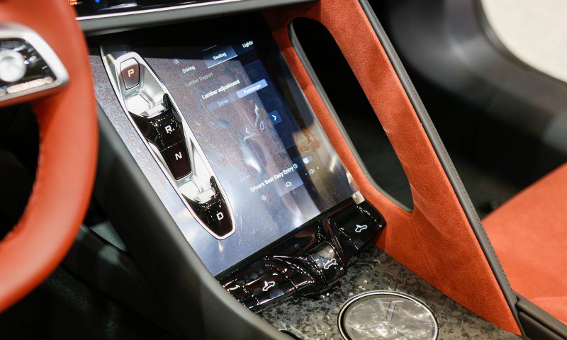 Cần số MG Cyberster 2026