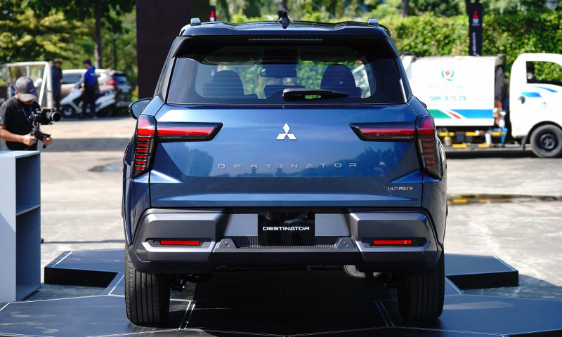 Đu&ocirc;i xe Mitsubishi Destinator 2025