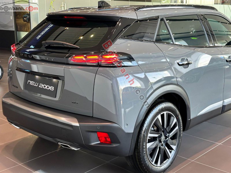 Đuôi xe Peugeot 2008 2025