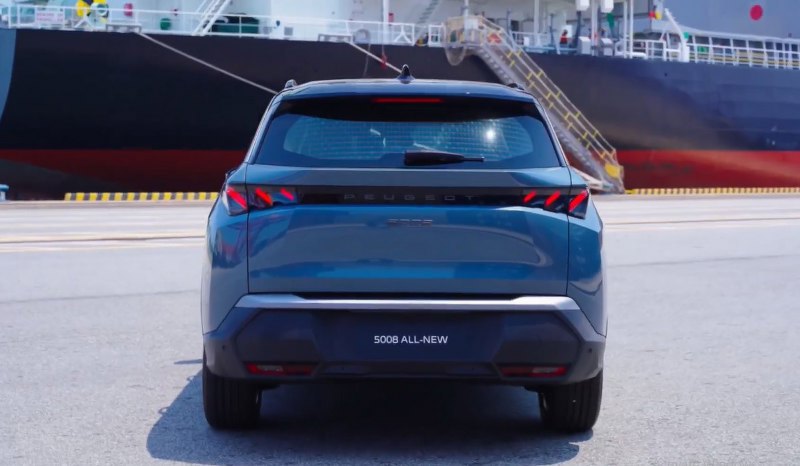 Đuôi xe Peugeot 5008 2026