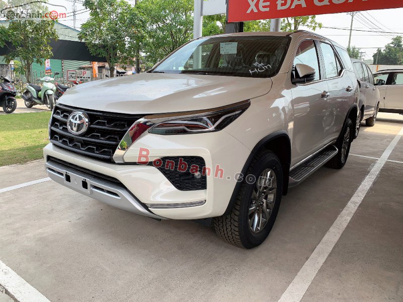 Ngoại thất Toyota Fortuner 2024