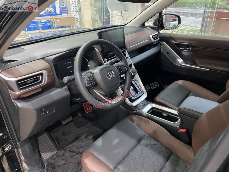 Nội thất Toyota Innova Cross 2023