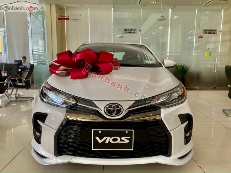 Đầu xe Toyota Vios GR-S 2022