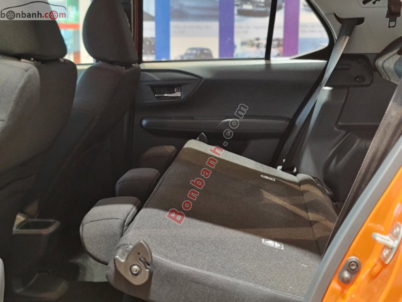 Khoang hành khách phía sau của Toyota Wigo 2023