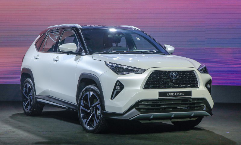 Giá lăn bánh và chương trình khuyến mãi xe Toyota Yaris Cross tháng 5/2024