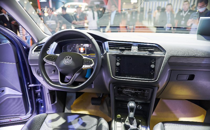 Khoang lái Volkswagen Tiguan 2024