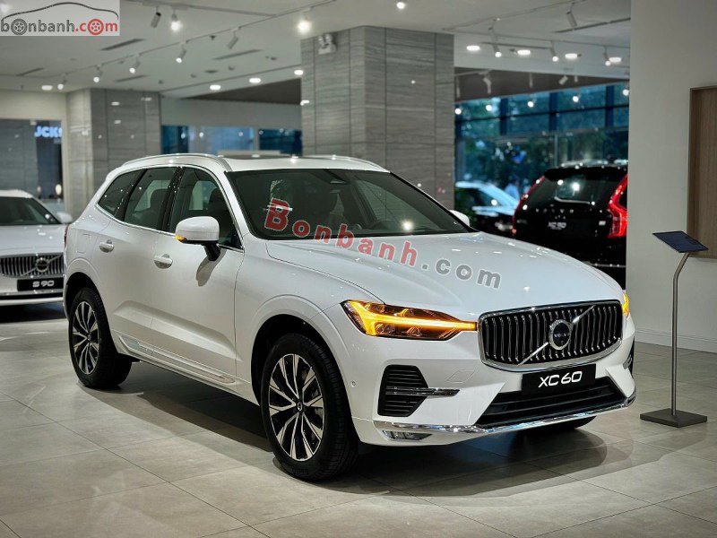 Volvo XC60 2025