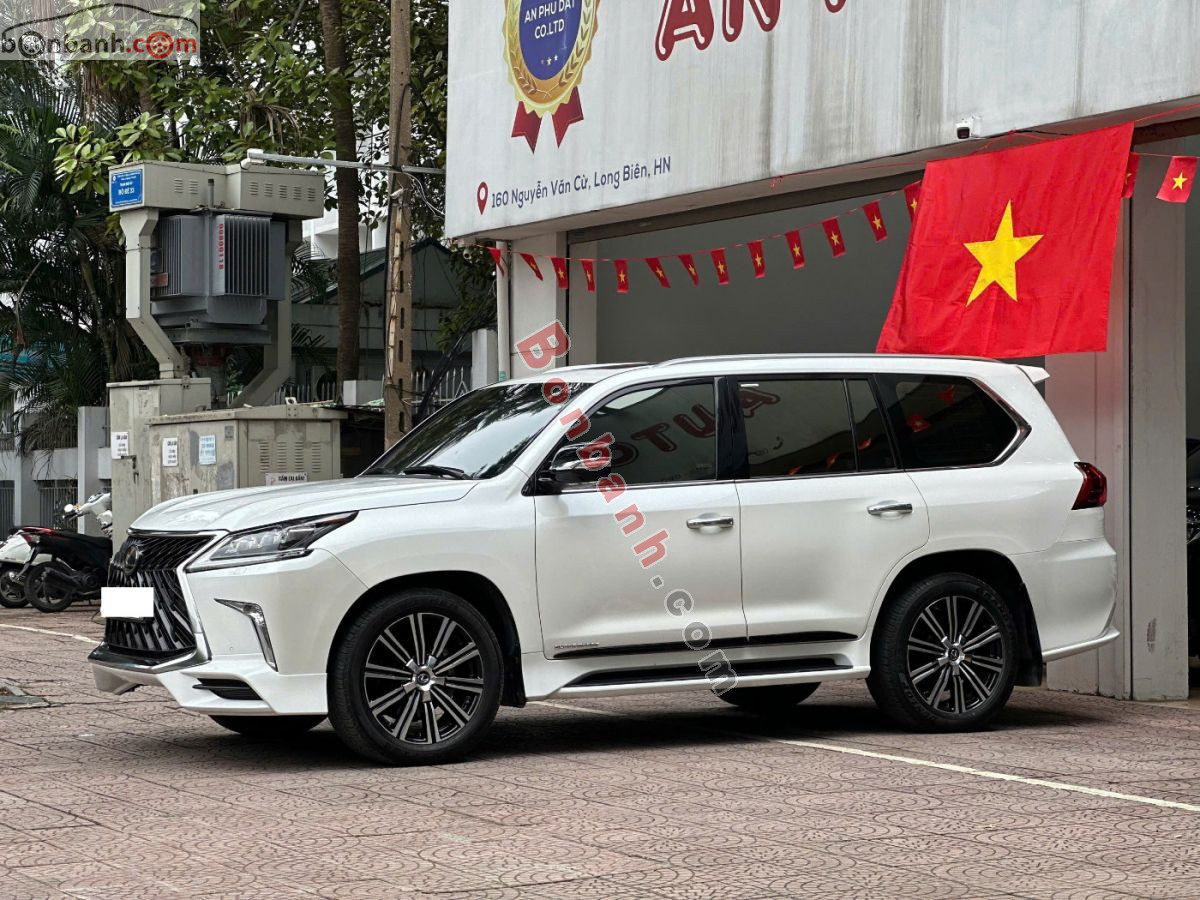 Lexus LX 570 Super Sport MBS 2019 - 7 Tỷ 390 Triệu