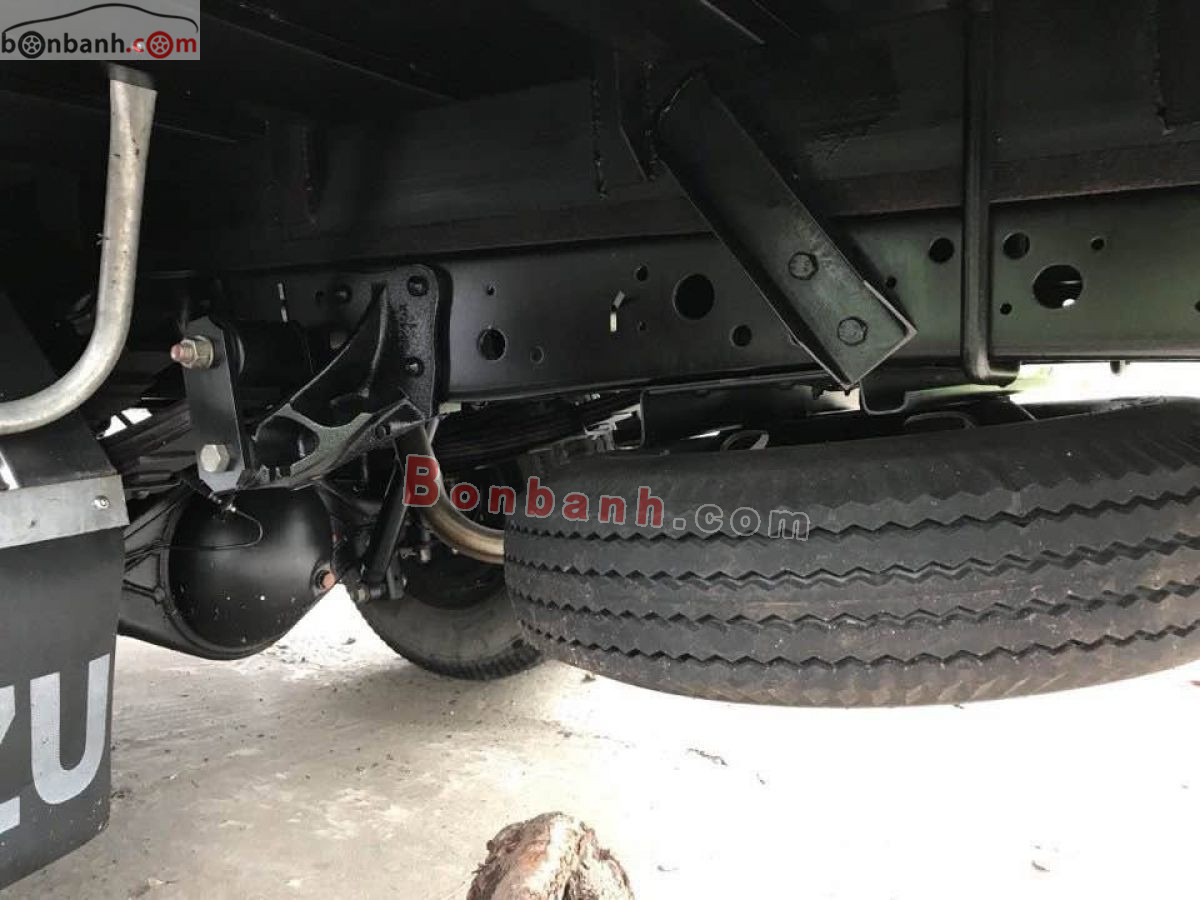 Isuzu QKR QLR77FE4 Thùng Kín 2019 - 300 Triệu 3