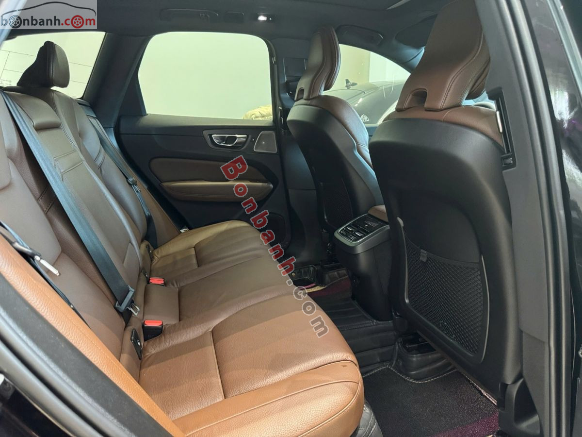 Volvo XC60 Inscription B6 AWD 2022 - 1 Tỷ 390 Triệu 10