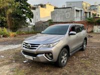 Bán xe Toyota Fortuner 2017 2.4G 4x2 MT giá 568 Triệu - TP HCM