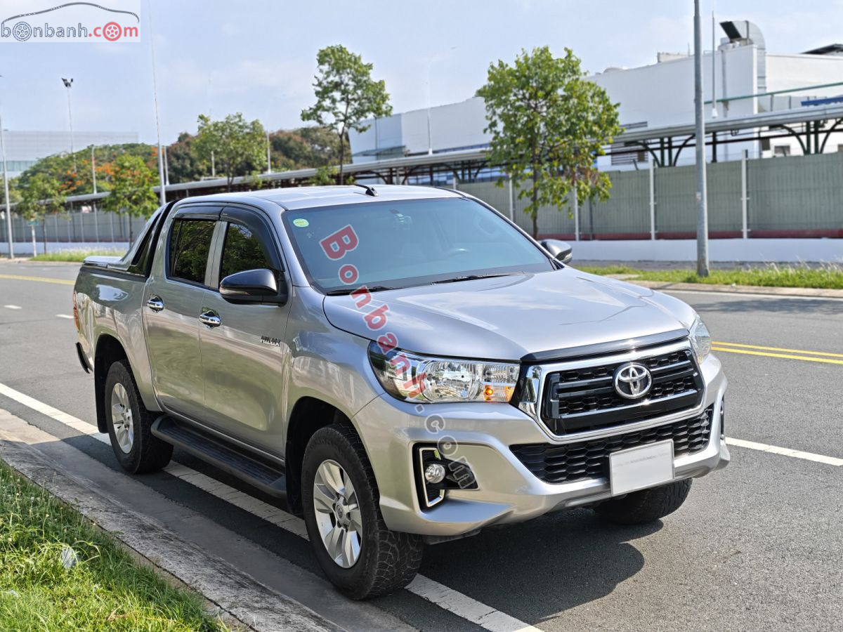 Toyota Hilux 2.4E 4x2 AT 2020 - 530 Triệu