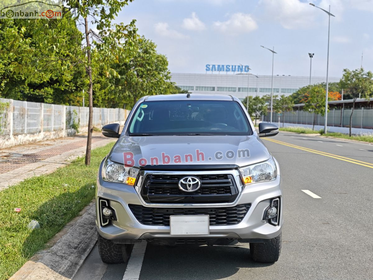 Toyota Hilux 2.4E 4x2 AT 2020 - 530 Triệu 2