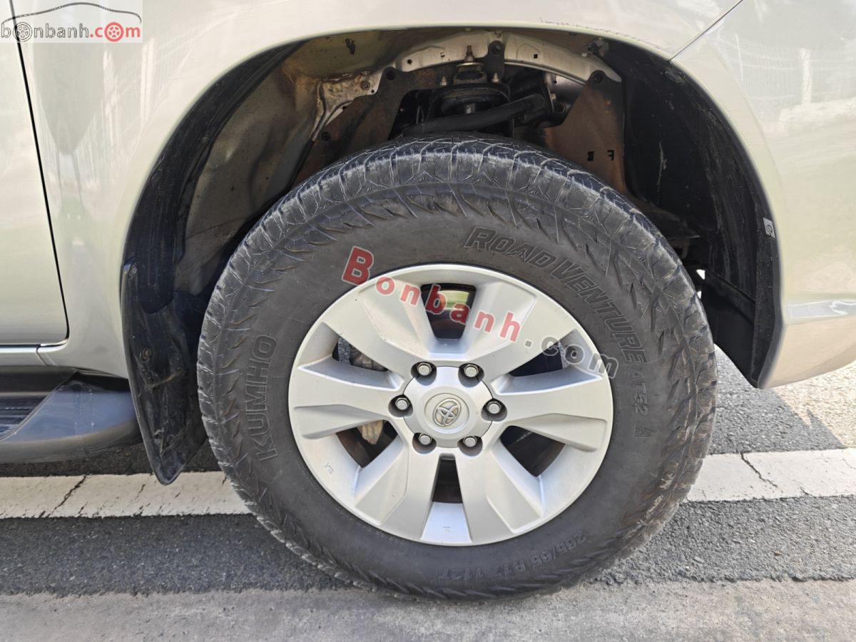 Toyota Hilux 2.4E 4x2 AT 2020 - 530 Triệu 6