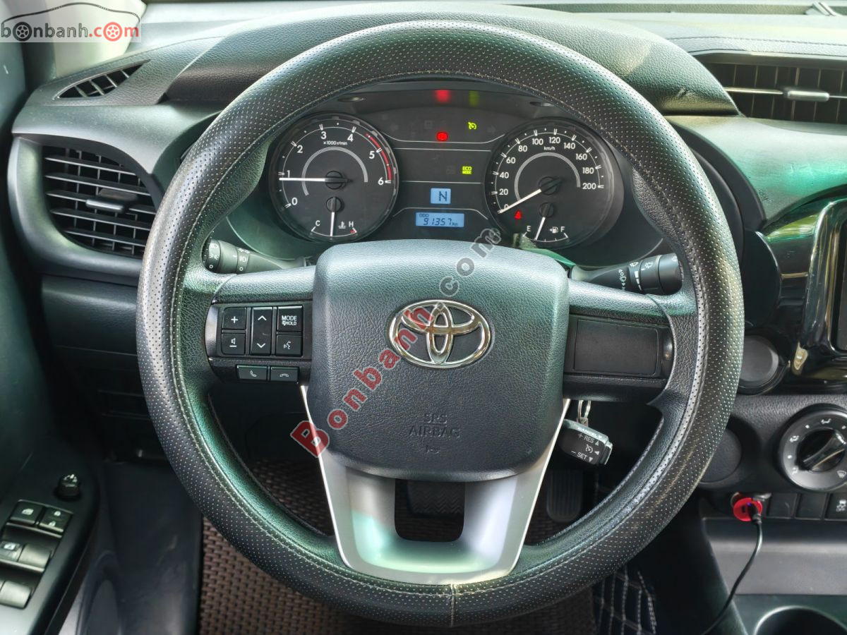 Toyota Hilux 2.4E 4x2 AT 2020 - 530 Triệu 9