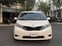 Bán xe Toyota Sienna 2010 LE 3.5 giá 670 Triệu - TP HCM