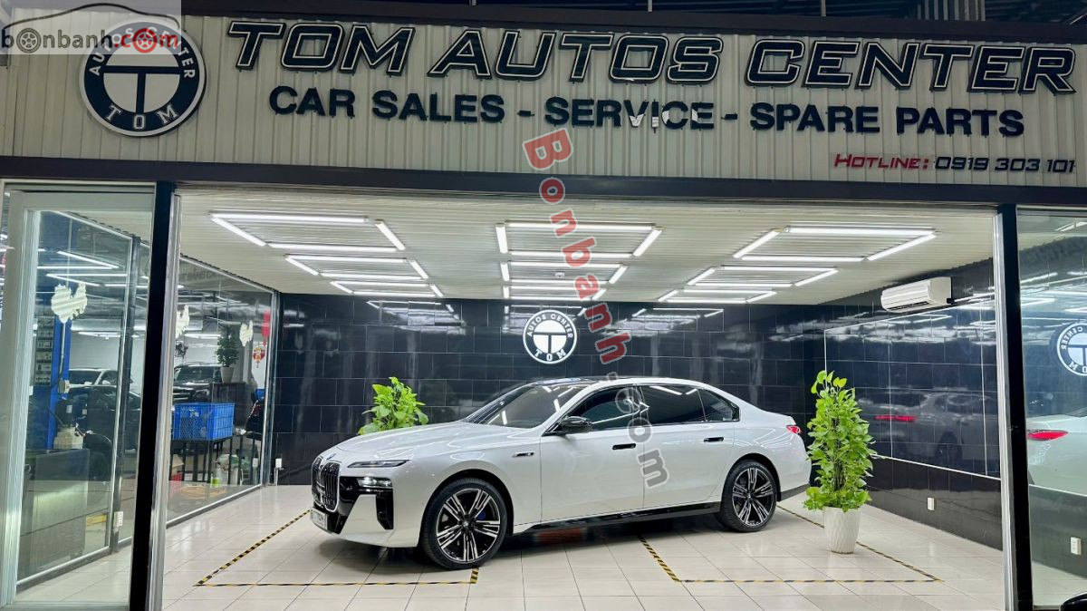 BMW 7 Series 735i M Sport 2024 - 3 Tỷ 779 Triệu
