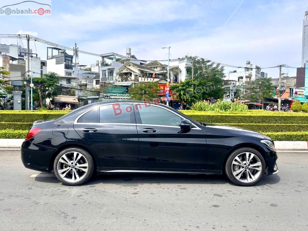 Mercedes Benz C class C300 AMG 2017 - 625 Triệu 4