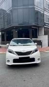 Bán xe Toyota Sienna 2014 SE 3.5 giá 1 Tỷ 330 Triệu - TP HCM