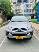 Bán xe Toyota Fortuner 2017 2.4G 4x2 MT giá 650 Triệu - TP HCM