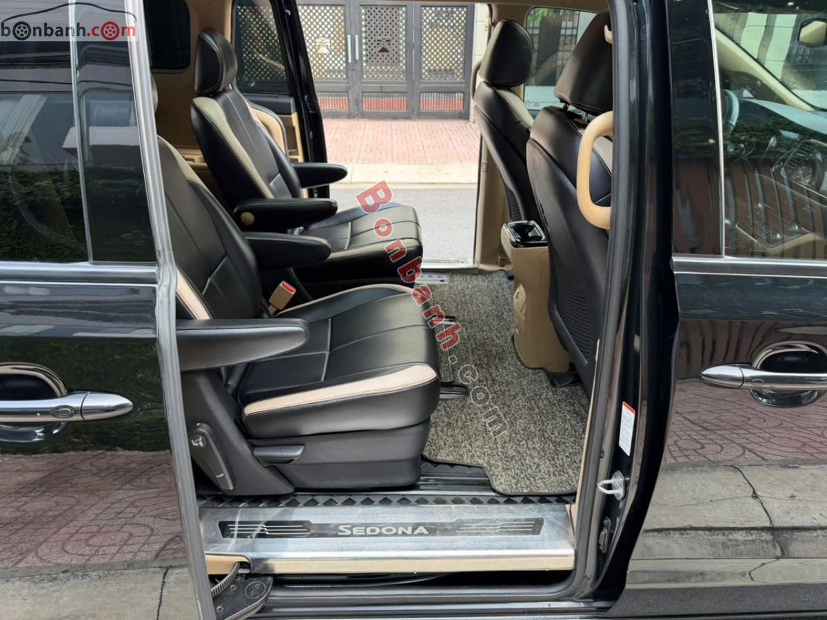 Kia Sedona 2.2 DAT Luxury 2019 - 645 Triệu 10