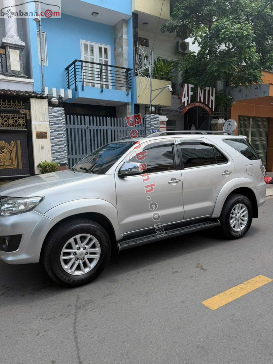 Toyota Fortuner 2.7V 4x2 AT 2013 - 330 Triệu 3