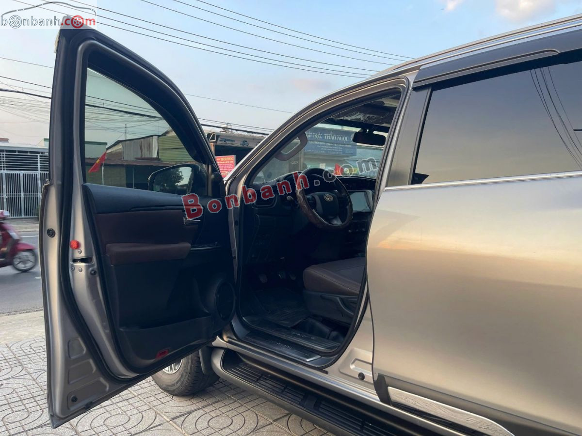 Toyota Fortuner 2.4G 4x2 MT 2017 - 619 Triệu 7
