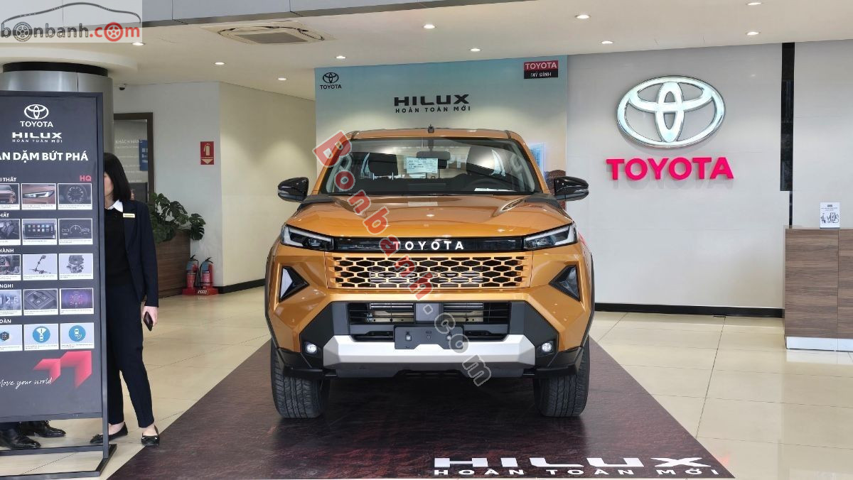 Toyota Hilux Pro 2.8L 4x2 AT 2026 - 695 Triệu