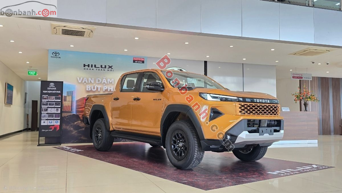 Toyota Hilux Pro 2.8L 4x2 AT 2026 - 695 Triệu 2