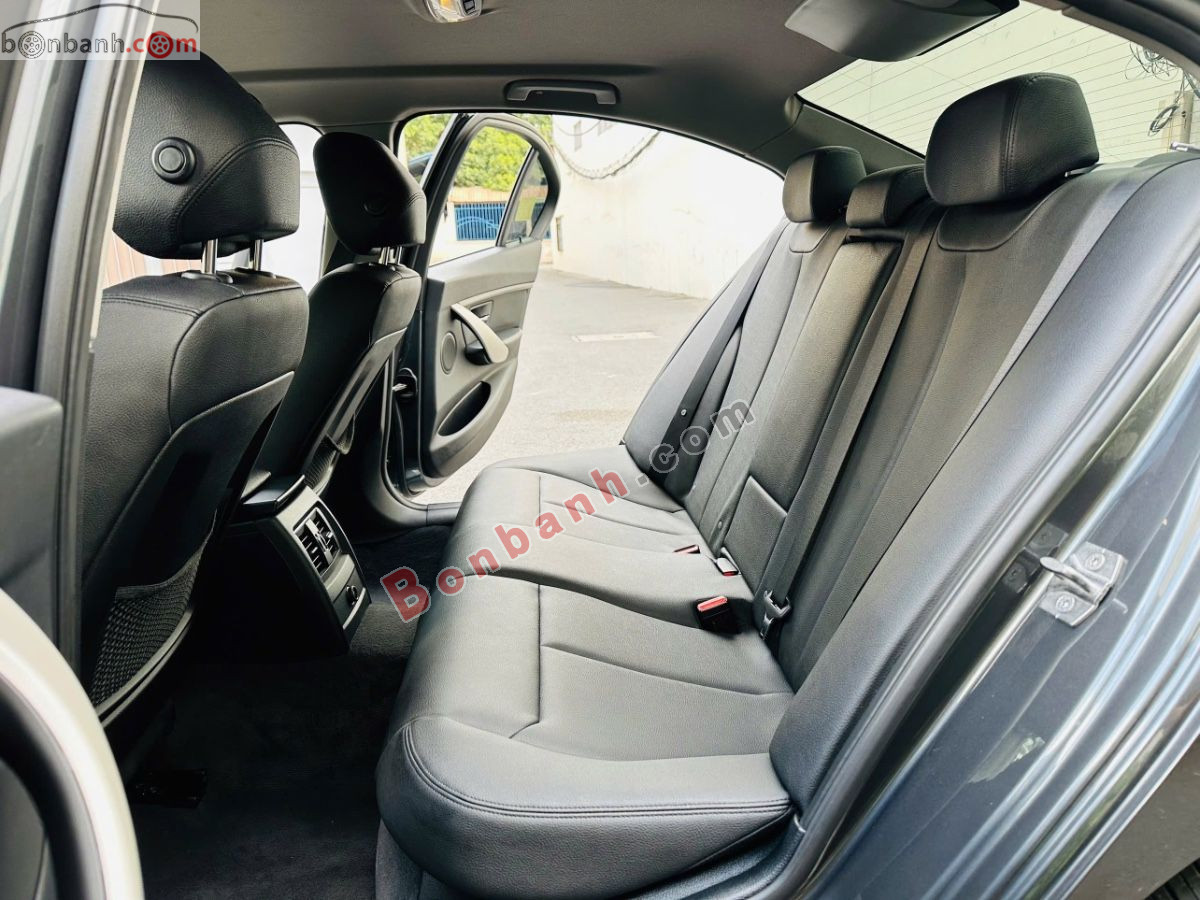 BMW 3 Series 320i 2017 - 529 Triệu 10