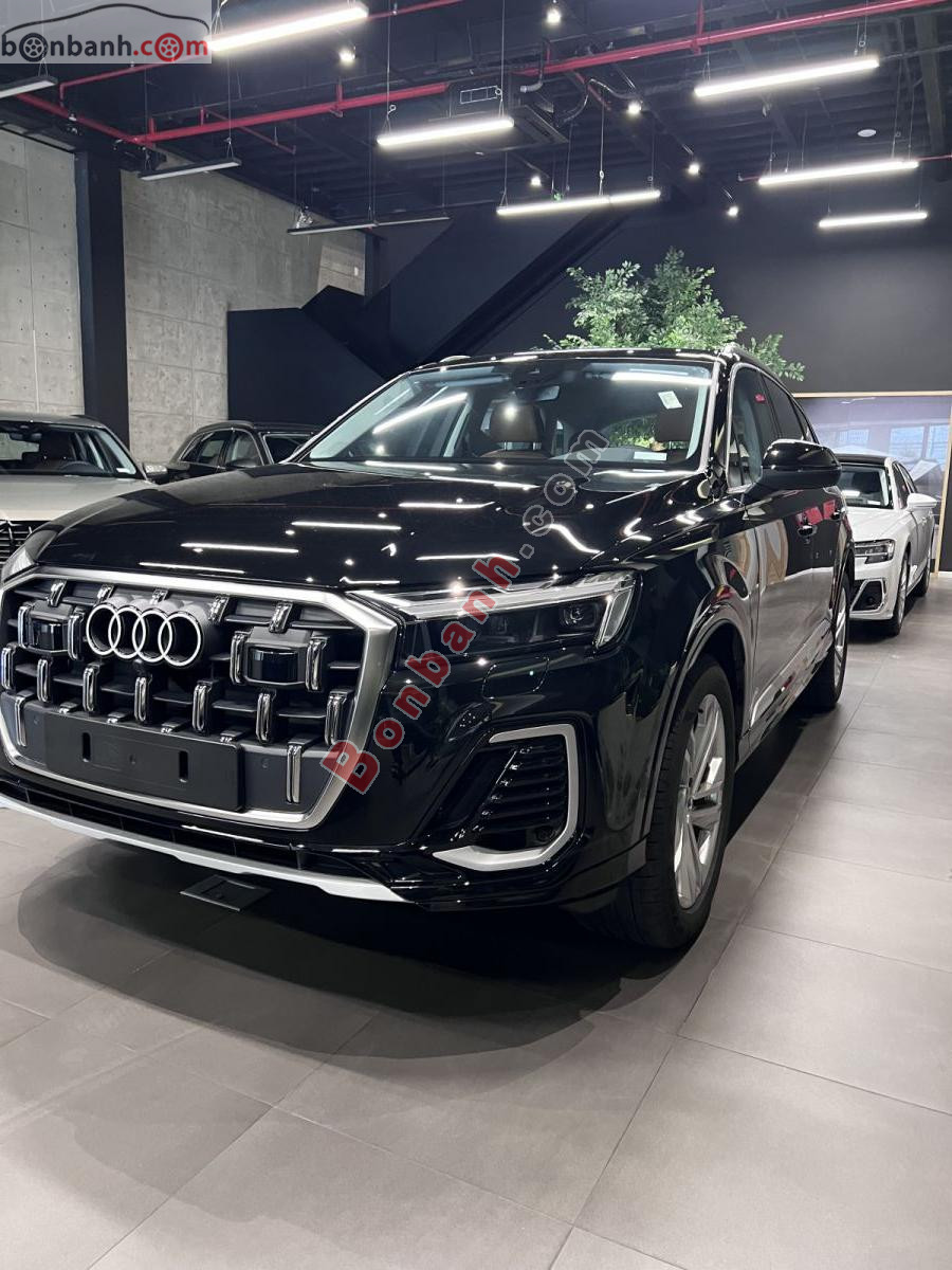 Audi Q7 45 TFSI Quattro 2026 - 3 Tỷ 599 Triệu