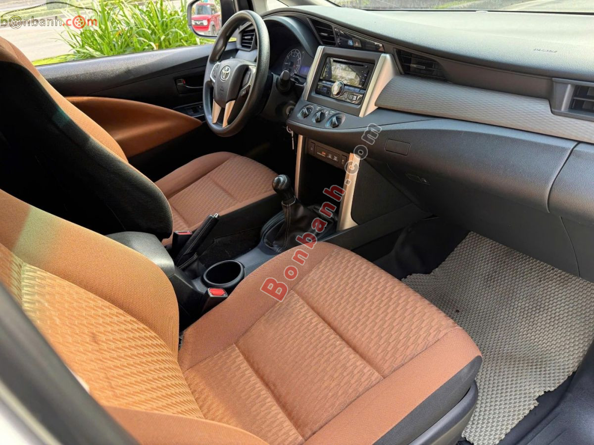 Toyota Innova 2.0E 2020 - 439 Triệu 7