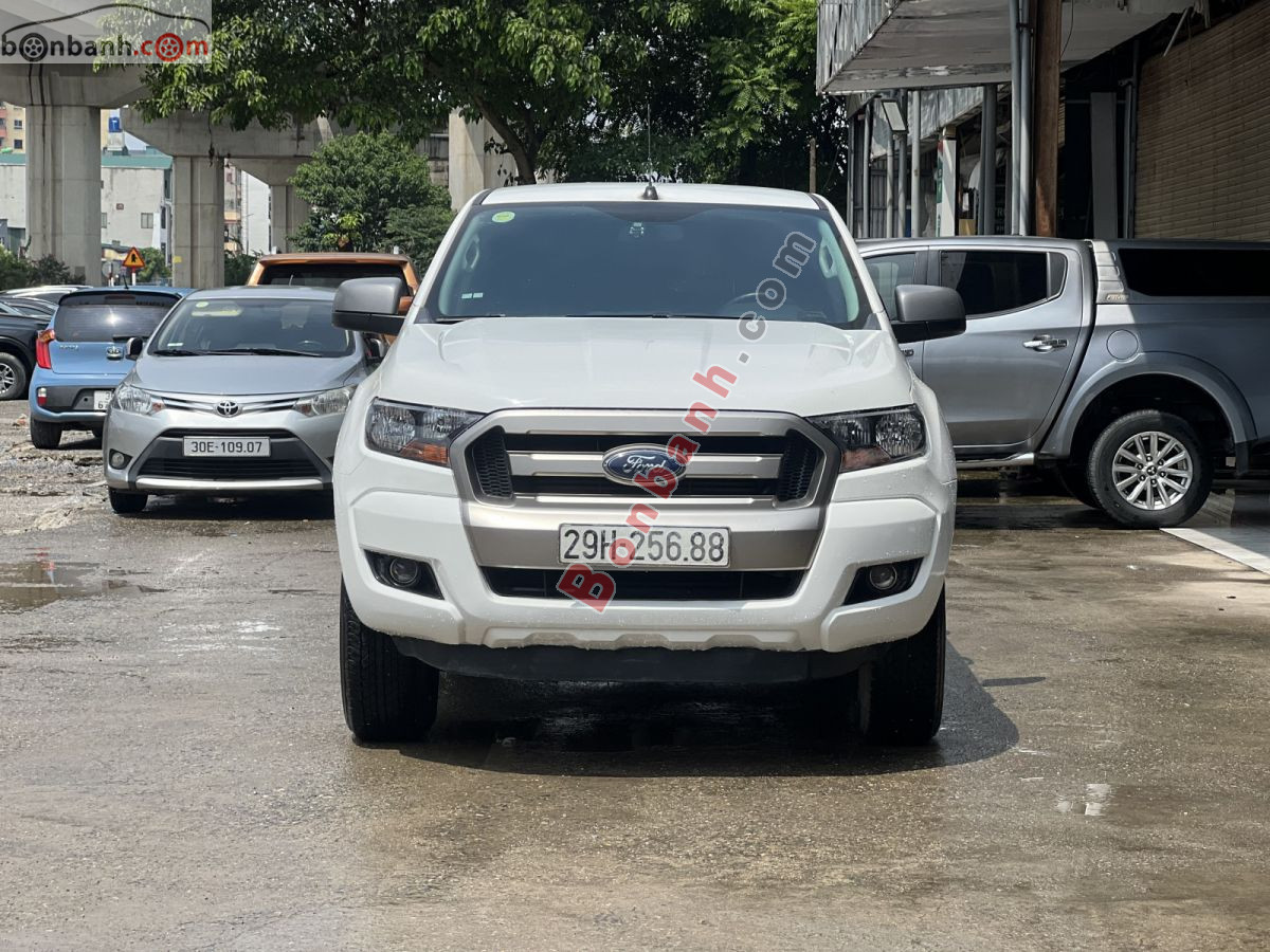 Ford Ranger XLS 2.2L 4x2 AT 2016 - 370 Triệu