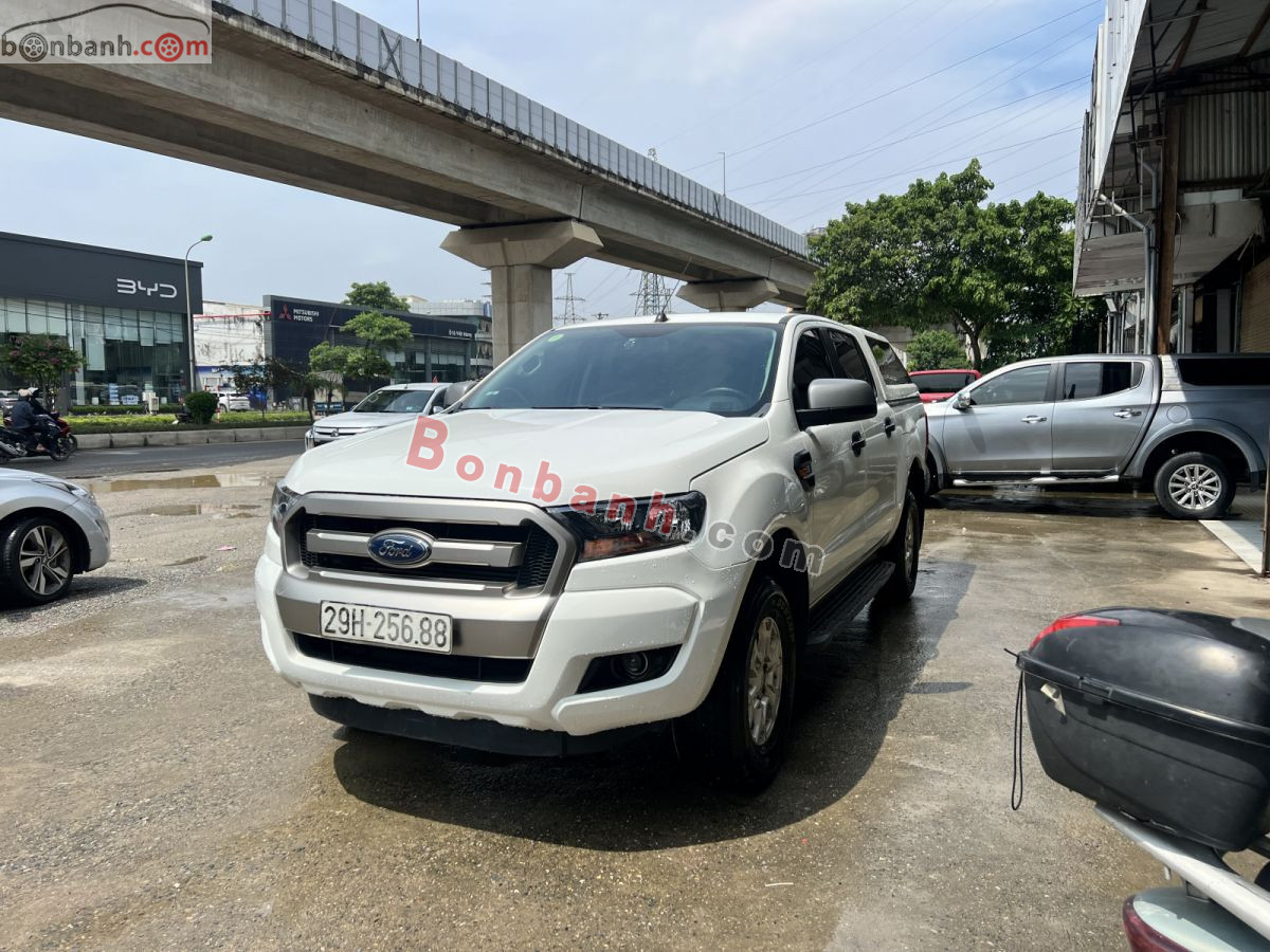 Ford Ranger XLS 2.2L 4x2 AT 2016 - 370 Triệu 2