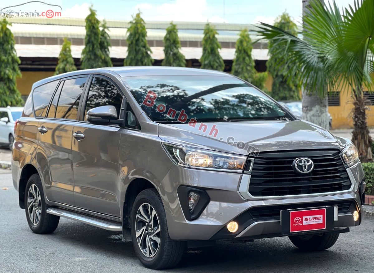 Toyota Innova E 2.0 MT 2022 - 620 Triệu 2