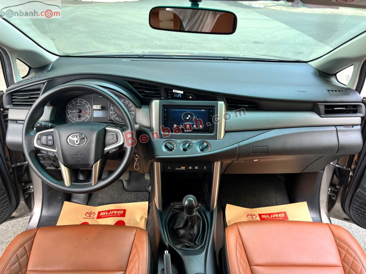 Toyota Innova E 2.0 MT 2022 - 620 Triệu 6