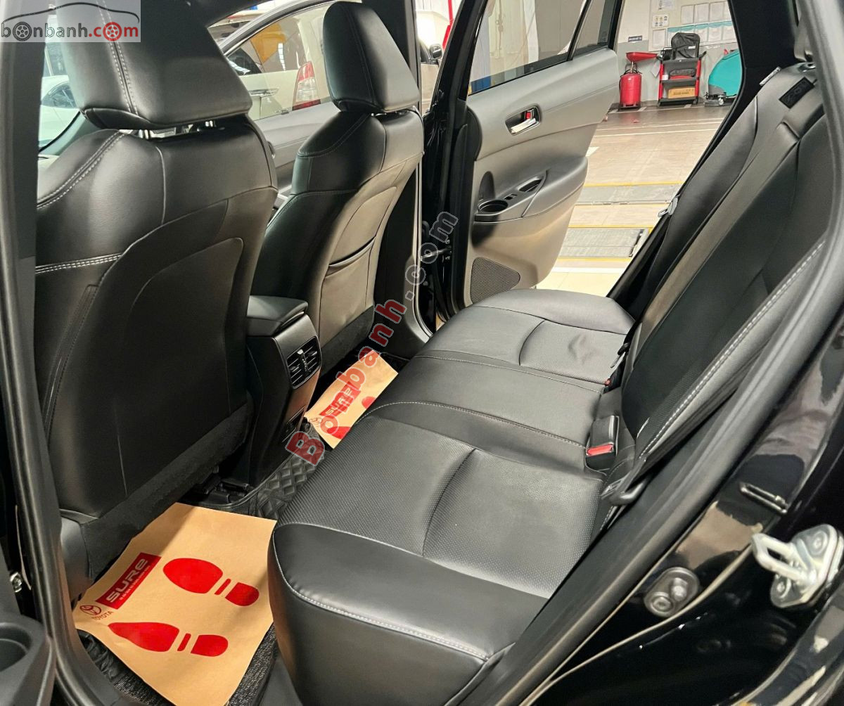 Toyota Corolla Cross 1.8V 2023 - 699 Triệu 8