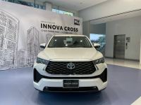 Bán xe Toyota Innova 2024 Cross 2.0 CVT giá 810 Triệu - Hà Nội