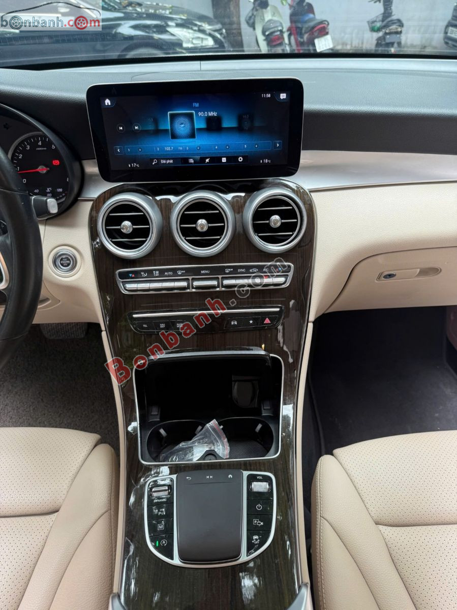 Bán ô tô Mercedes Benz GLC 200 - 2022 - xe cũ